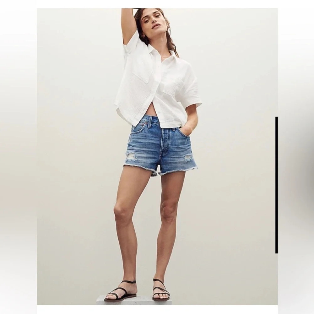 Madewell Relaxed cutoff  Denim Shorts in Homecrest Wash: size 30 coastal Cowgirl